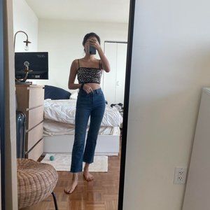 BNWOT Levi’s Wedgie Straight in Dark Wash Size 24